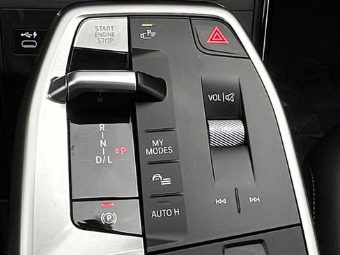 Used 2024 BMW X2 xDrive28i w/ Convenience Package image 17