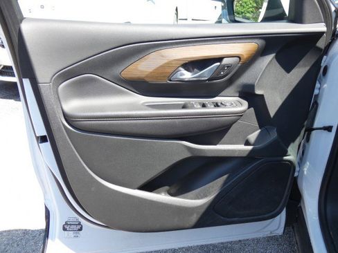 Used 2020 GMC Terrain SLE image 10