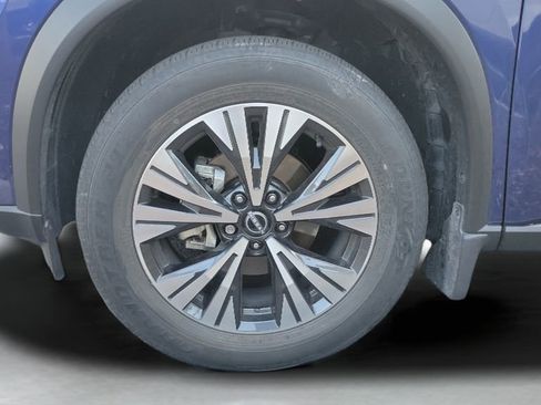 Used 2023 Nissan Rogue SV AWD/4WD image 30