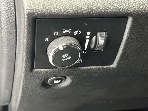 Used 2018 Jeep Grand Cherokee Trailhawk w/ Trailhawk Luxury Group AWD/4WD image 22