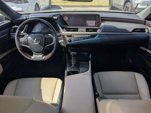 Used 2019 Lexus ES 350 w/ Premium Package FWD image 13