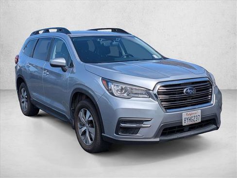 Used 2021 Subaru Ascent Premium w/ Convenience Package AWD/4WD image 3