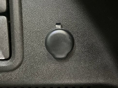 Used 2019 Chevrolet Equinox LT image 26