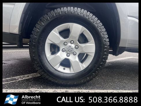 Used 2025 RAM 1500 Big Horn AWD/4WD image 32