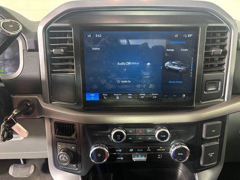 Used 2025 Ford F150 XLT w/ Equipment Group 301A Standard AWD/4WD image 17