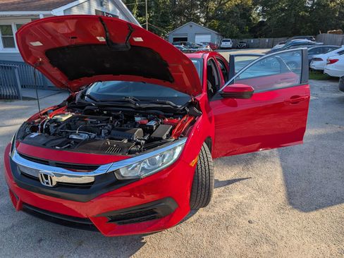 Used 2016 Honda Civic EX image 7