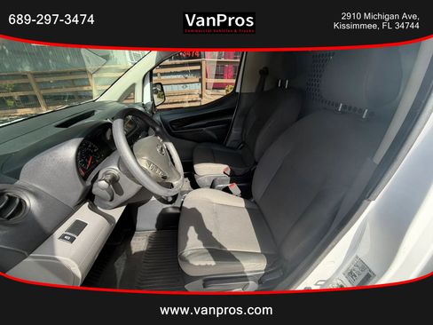 Used 2021 Nissan NV200 S FWD image 9