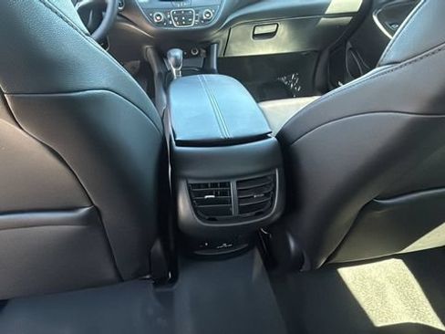 Used 2024 Chevrolet Malibu LT FWD image 20