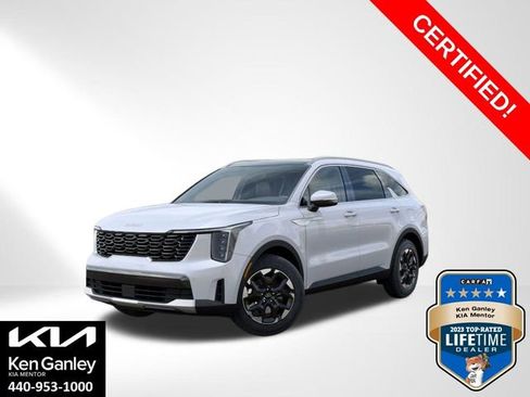 Certified 2025 Kia Sorento S w/ Panoramic Sunroof Package image 1