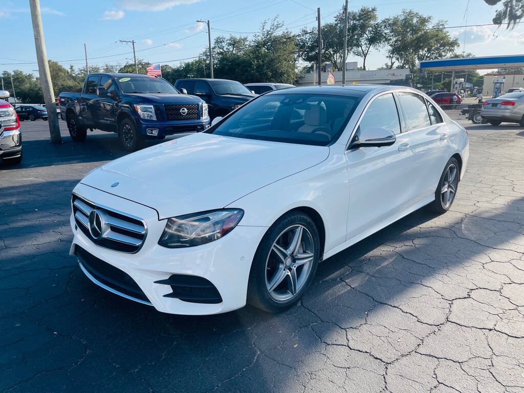 Used 2017 Mercedes-Benz E 300 image 4