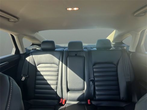Used 2020 Ford Fusion SEL image 24