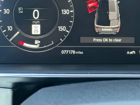 Used 2019 Land Rover Range Rover Sport HSE image 25