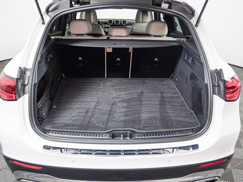 Certified 2023 Mercedes-Benz GLC 300 image 5