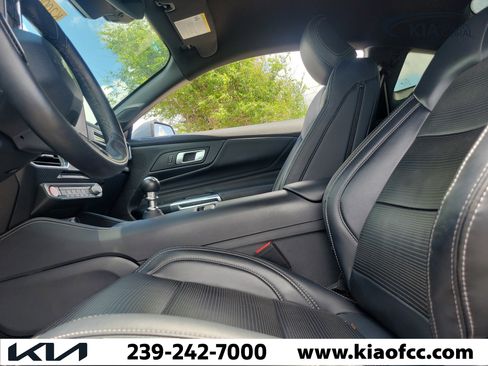 Used 2025 Ford Mustang GT Premium RWD image 18