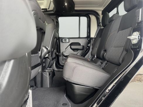 New 2026 Jeep Gladiator Mojave AWD/4WD image 8