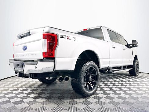 Used 2018 Ford F250 Lariat w/ Lariat Ultimate Package image 11