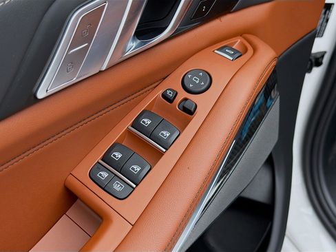 New 2026 BMW X7 M60i image 26