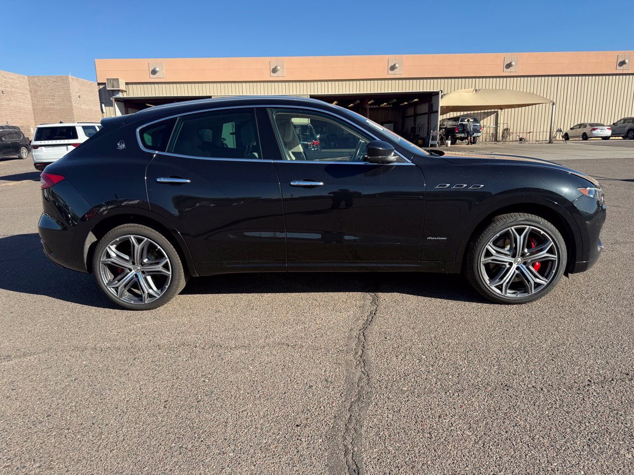 Used 2019 Maserati Levante S GranLusso AWD/4WD image 4