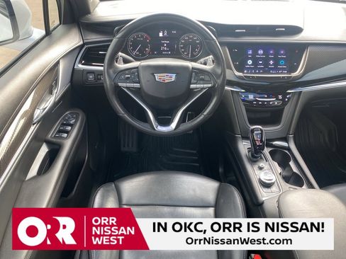 Used 2023 Cadillac XT6 Sport image 22