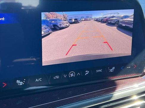 New 2026 Chevrolet Traverse Z71 image 17