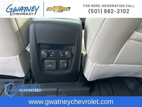 Used 2022 Buick Enclave Avenir w/ Avenir Technology Package image 27