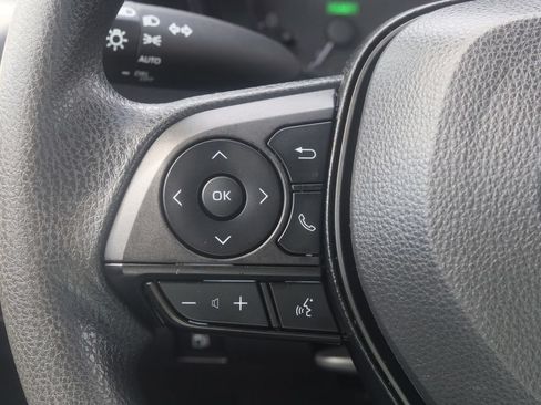 Used 2024 Toyota Corolla LE FWD image 7