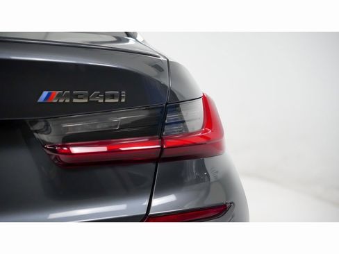 Used 2022 BMW M340i xDrive w/ Premium Package image 12