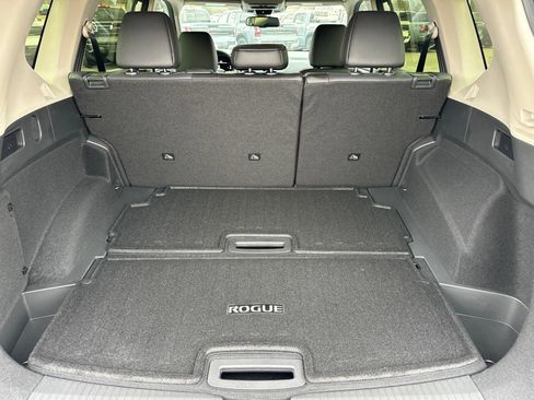 New 2026 Nissan Rogue Platinum w/ Tech Package AWD/4WD image 18