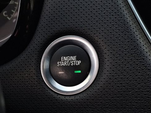 Certified 2021 Cadillac XT5 Premium Luxury image 24