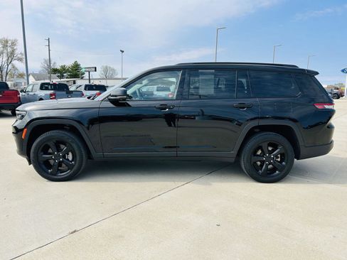 Used 2023 Jeep Grand Cherokee L Limited w/ Luxury Tech Group II image 42