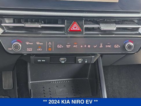 Used 2024 Kia Niro Wind w/ Wind Preserve Package FWD image 26