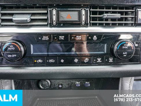 Used 2025 Nissan Pathfinder SL w/ SL Premium Package image 44