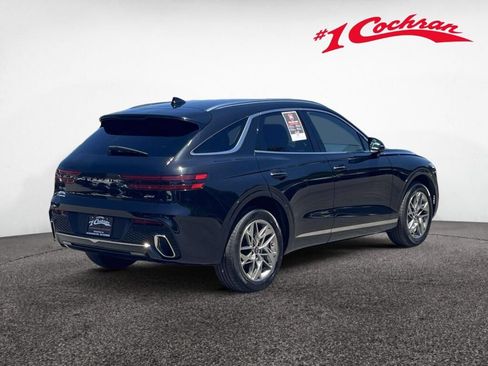 Used 2025 Genesis GV70 2.5T AWD/4WD image 7