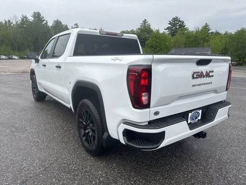 Used 2024 GMC Sierra 1500 Pro w/ Graphite Edition AWD/4WD image 4