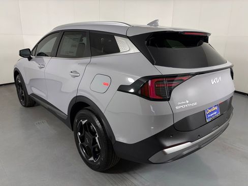 New 2026 Kia Sportage EX AWD/4WD image 5