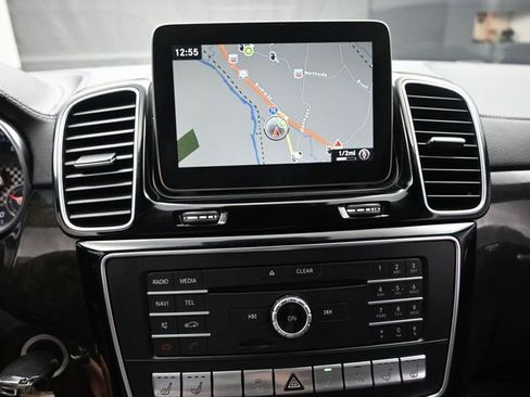 Used 2017 Mercedes-Benz GLE 43 AMG 4MATIC Coupe image 11