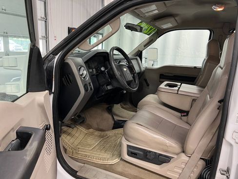 Used 2008 Ford F550 4x4 Crew Cab Super Duty image 7