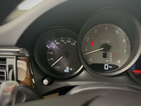 New 2026 Porsche Macan S image 24