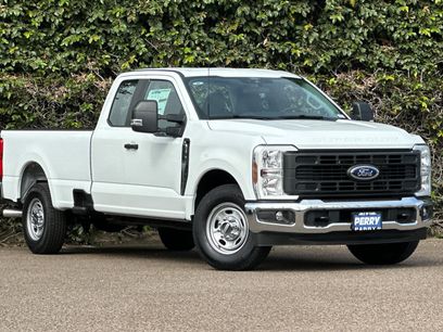 New 2025 Ford F250 XL w/ XL Chrome Package
