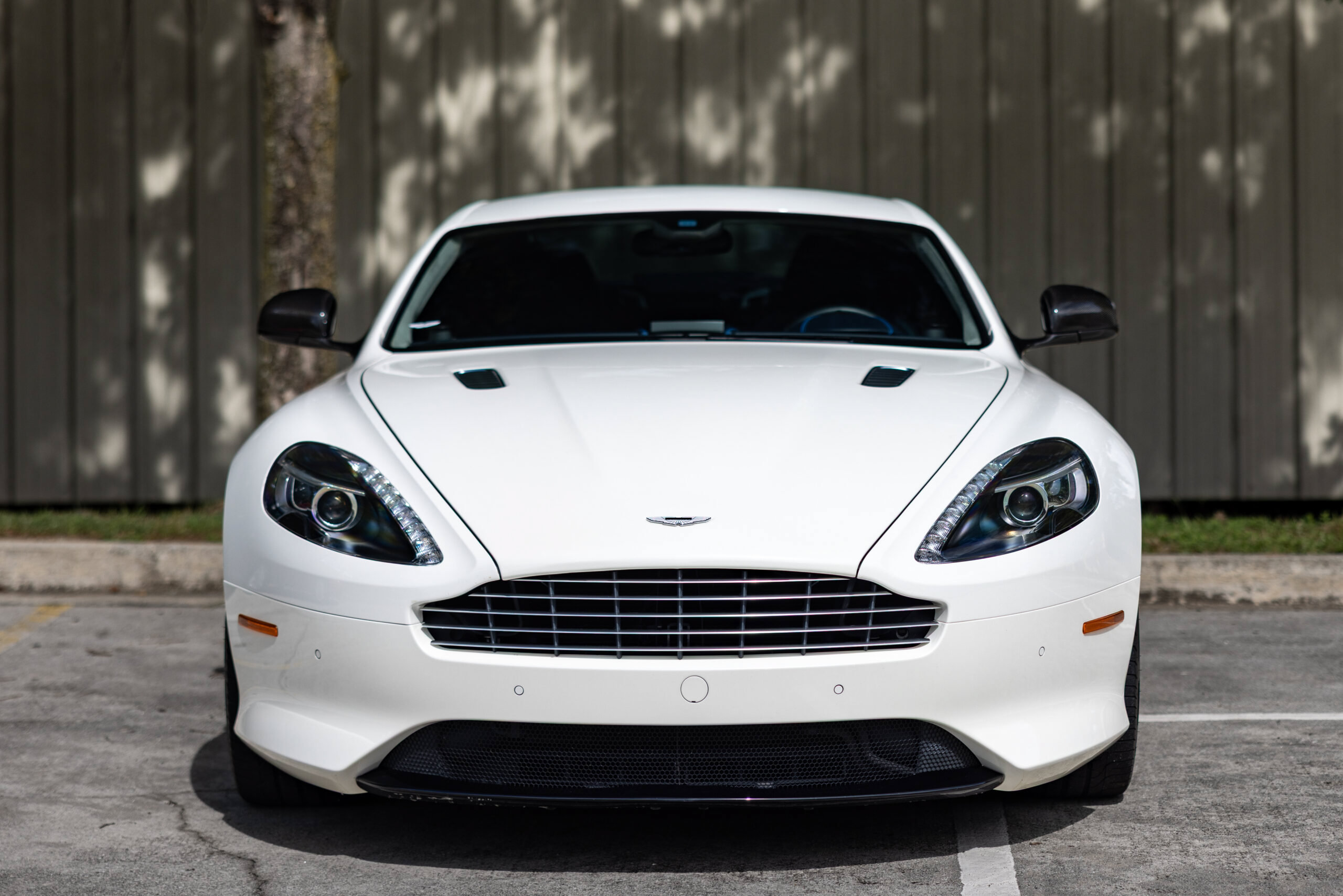 Used 2016 Aston Martin DB9 GT RWD image 8
