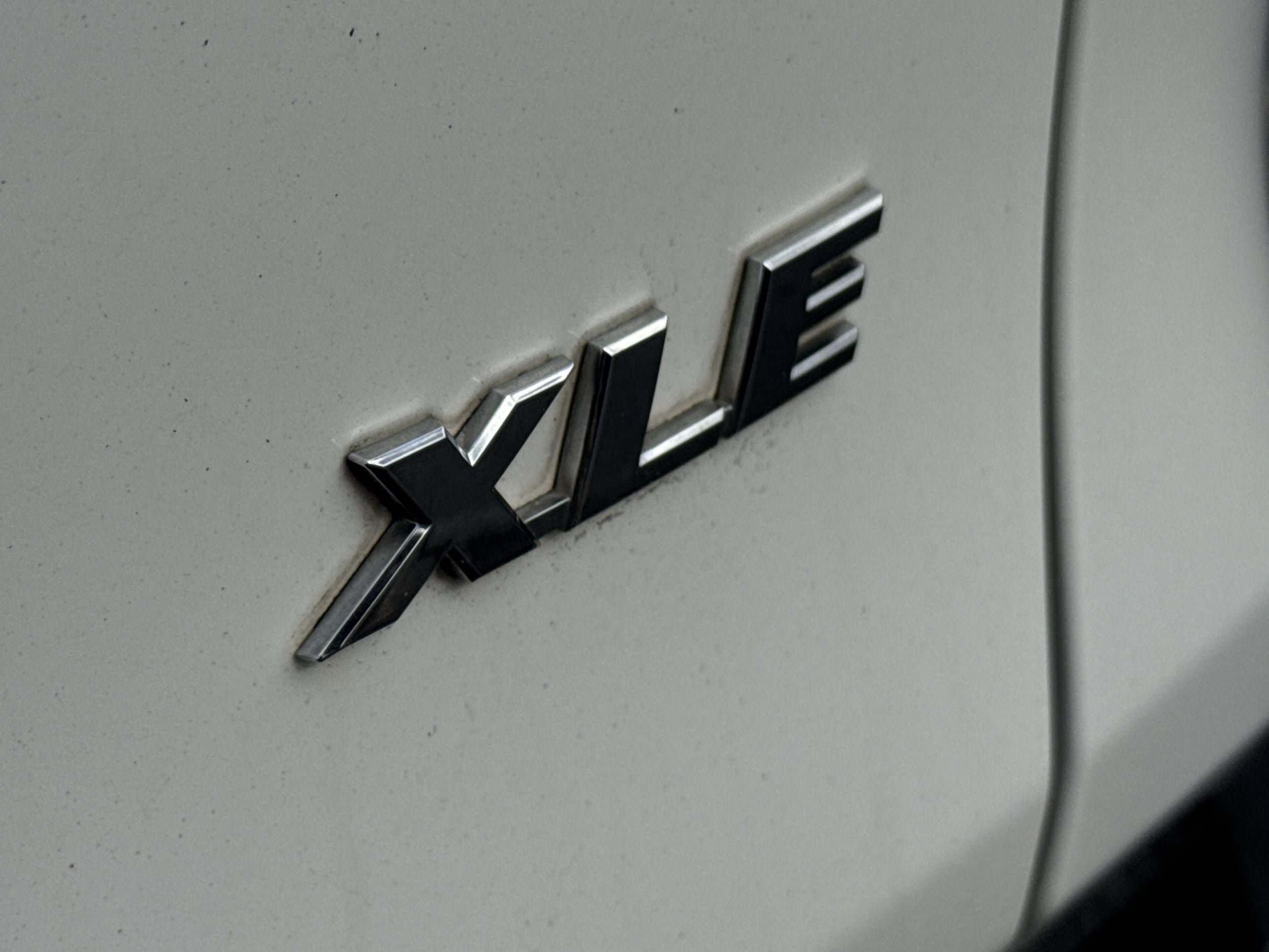 Used 2019 Toyota RAV4 XLE FWD image 15