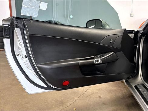Used 2007 Chevrolet Corvette Coupe RWD image 22