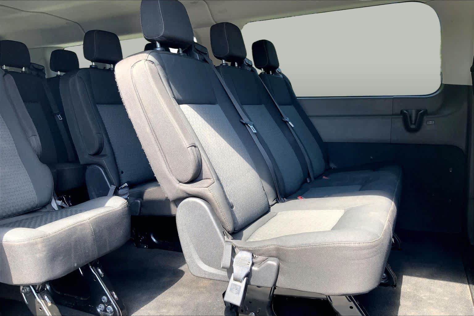 Used 2022 Ford Transit 350 XLT RWD image 21