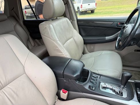 Used 2003 Toyota 4Runner Limited image 26
