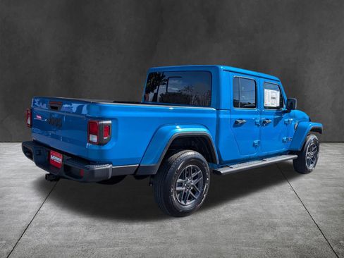 New 2026 Jeep Gladiator Sport image 4