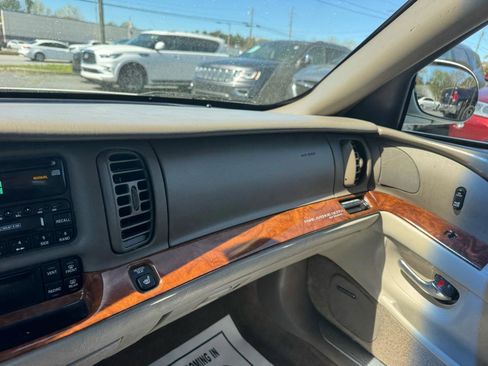 Used 2003 Buick Park Avenue Ultra w/ Ultra Luxury Package image 13