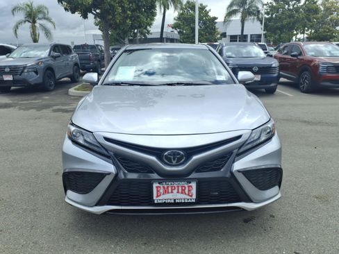 Used 2023 Toyota Camry XSE FWD image 3