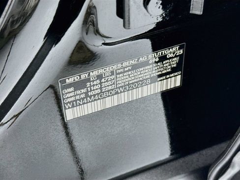 Used 2023 Mercedes-Benz GLB 250 image 34