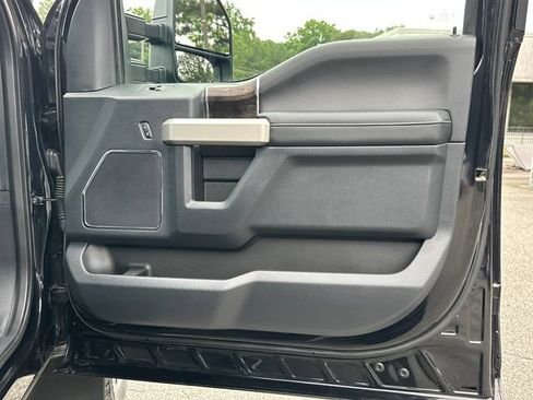 Certified 2022 Ford F350 Lariat w/ Lariat Ultimate Package AWD/4WD image 14