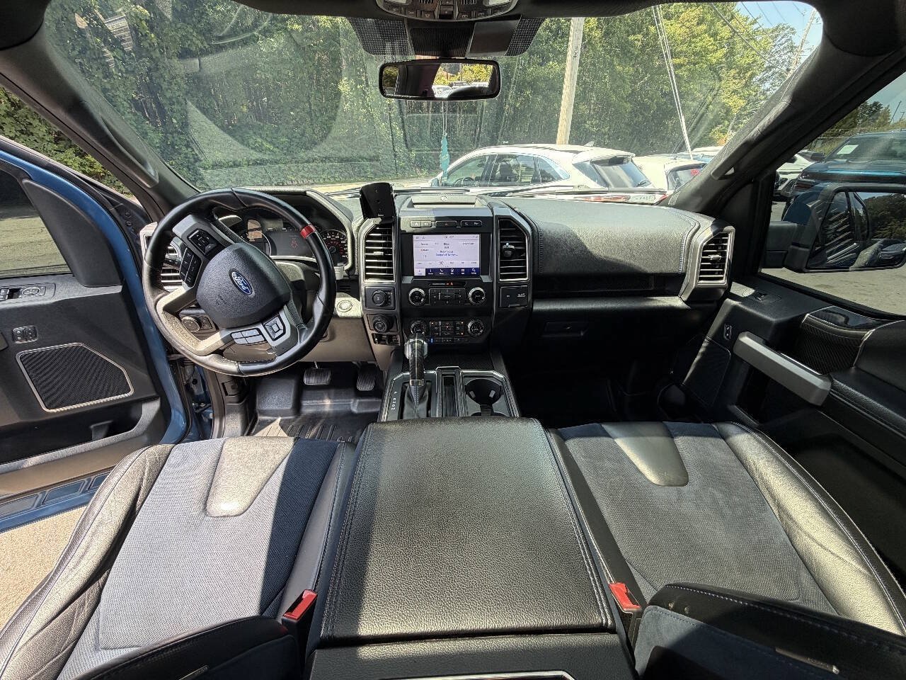 Used 2019 Ford F150 Raptor w/ Equipment Group 802A Luxury AWD/4WD image 18